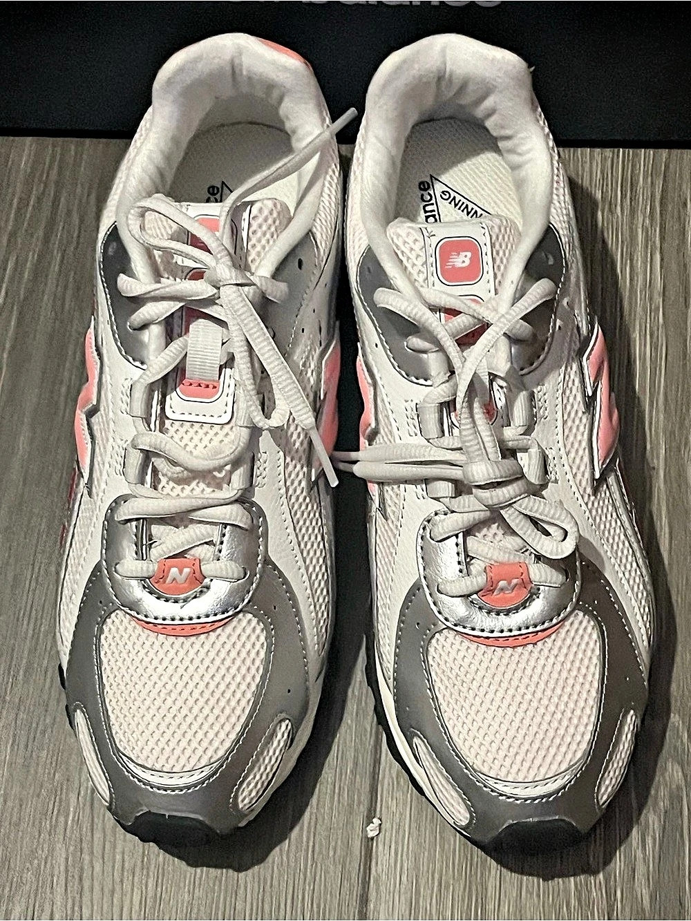 New Balance 204L sneakers,